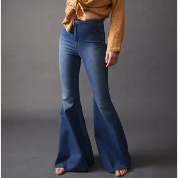 We The Free Women's size 28 Just Float On Super Flare High Rise Boho Flare Jeans - Picture 1 of 13